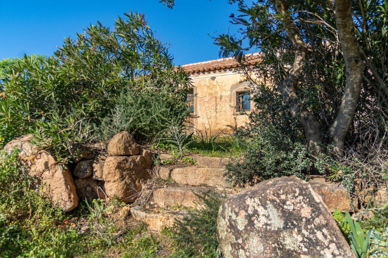 Le Case Di Mara - Appartamenti Tipici "Stazzo Giovannareddu" Porto San Paolo  Eksteriør bilde